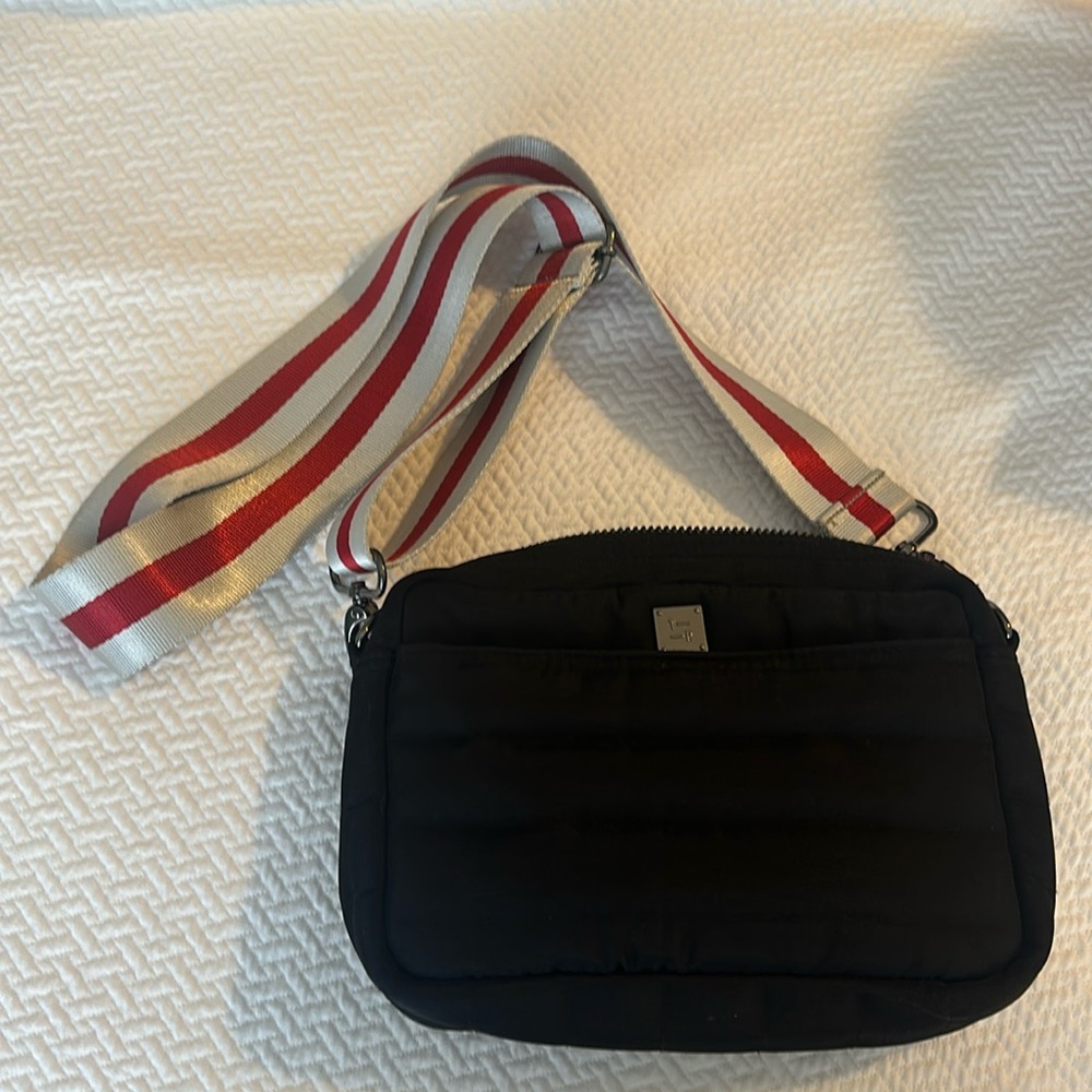 Think rolyn bum bag in like new condition. Only worn a few times